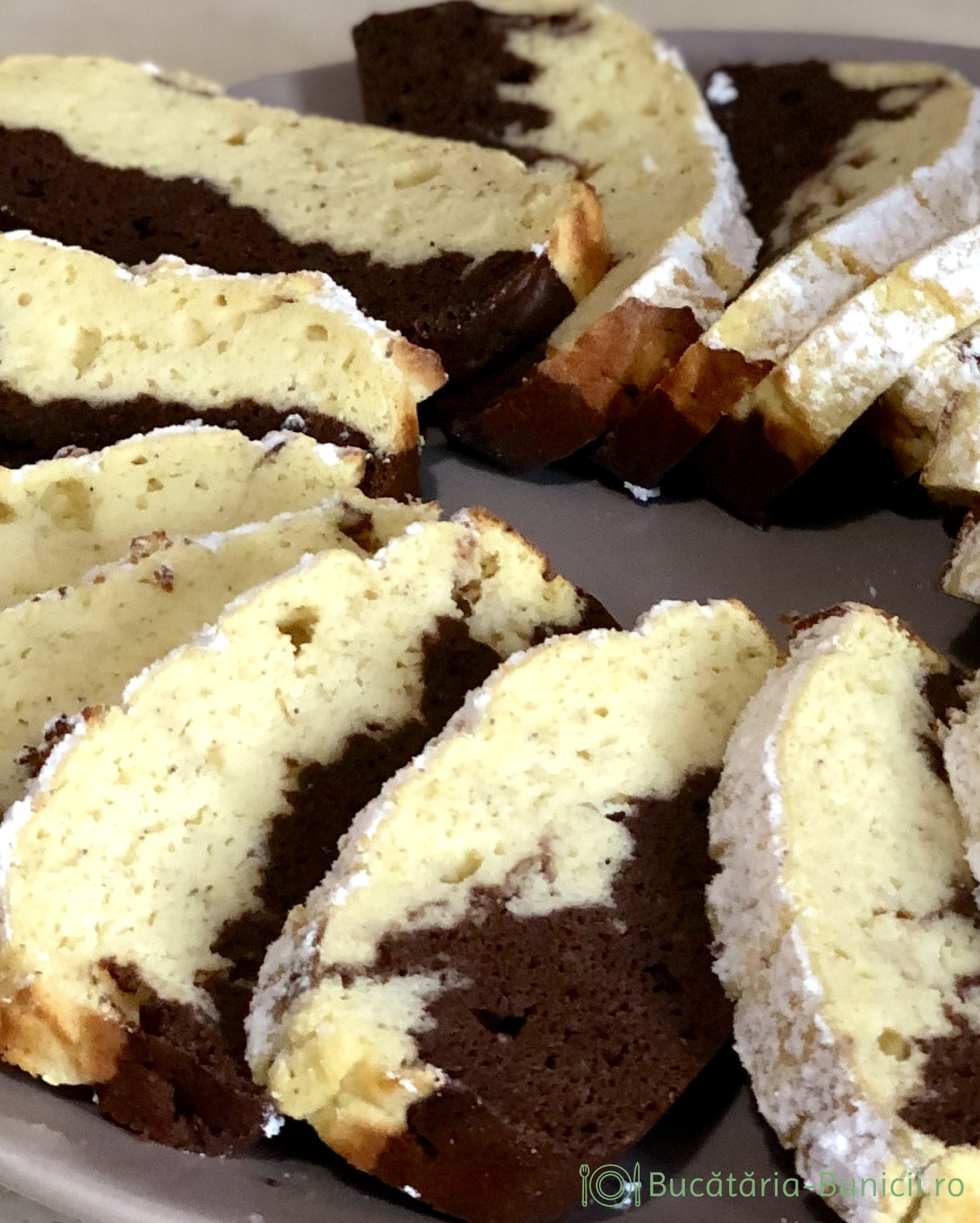 Chec simplu cu kefir, cacao si pudra de Okara