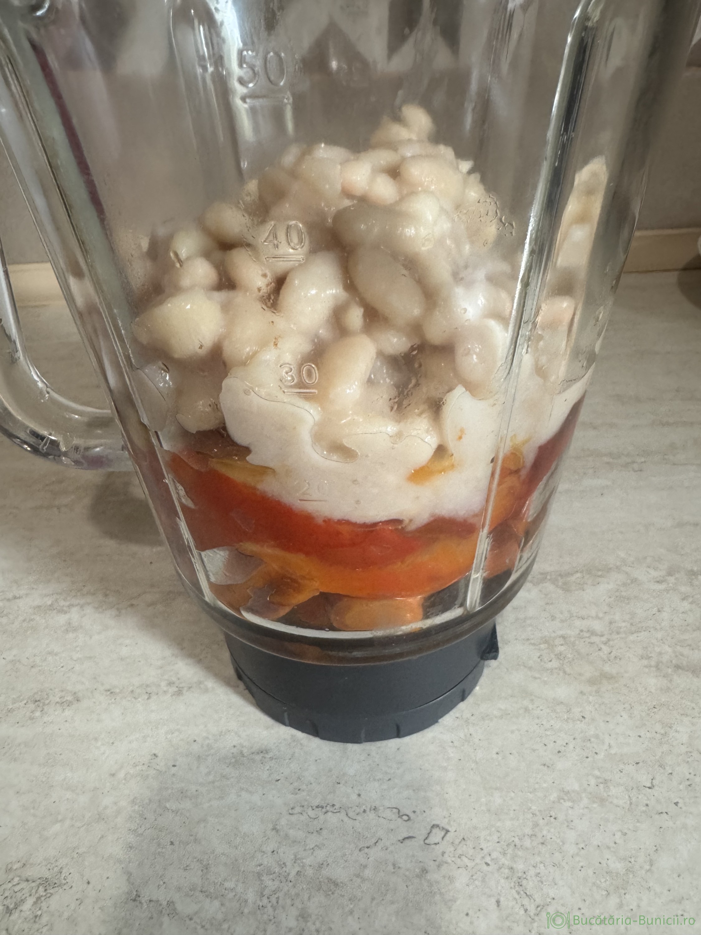 Crema de fasole, morcovi și gogosari