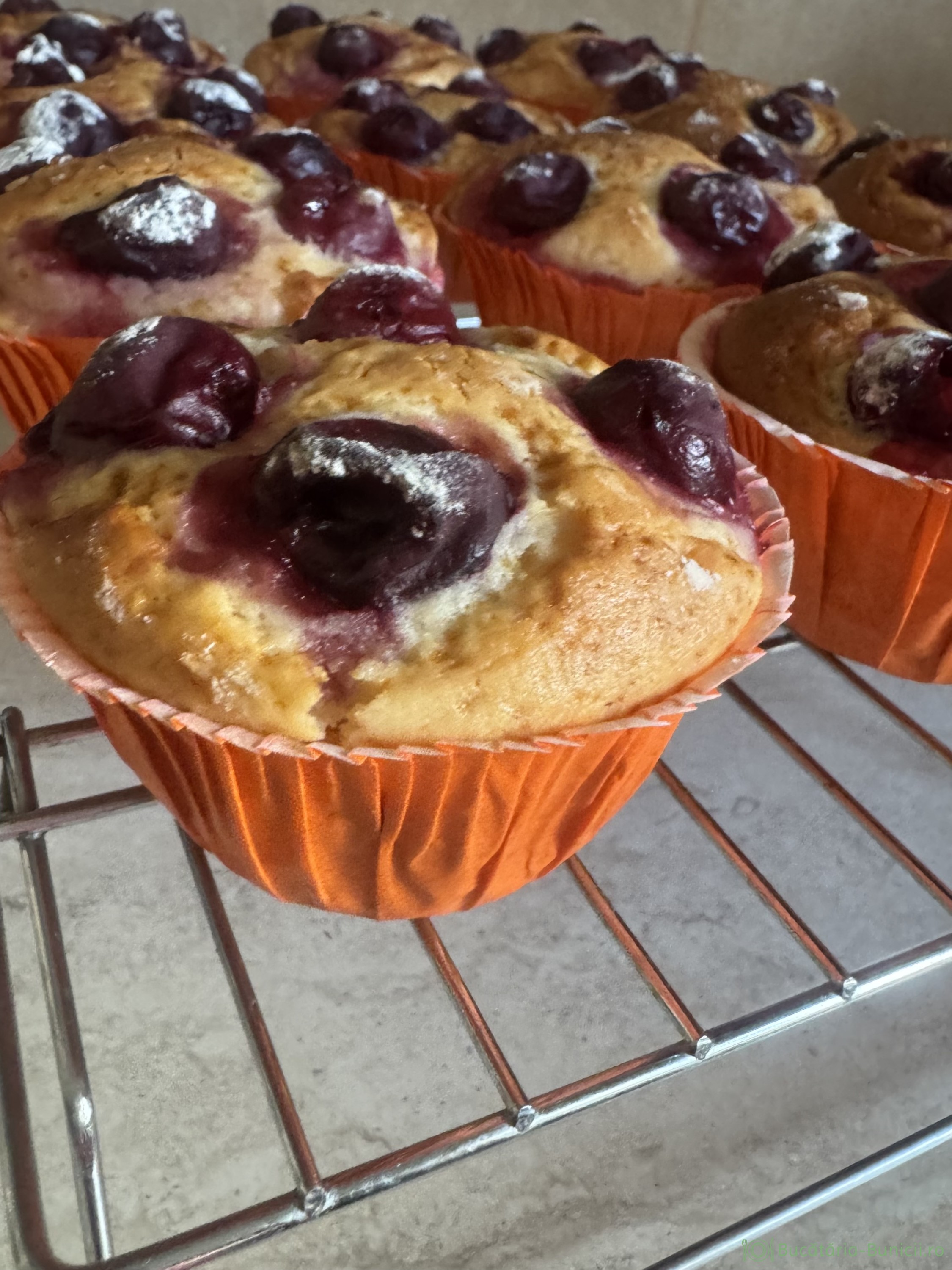 Muffins cu nutella și vișine