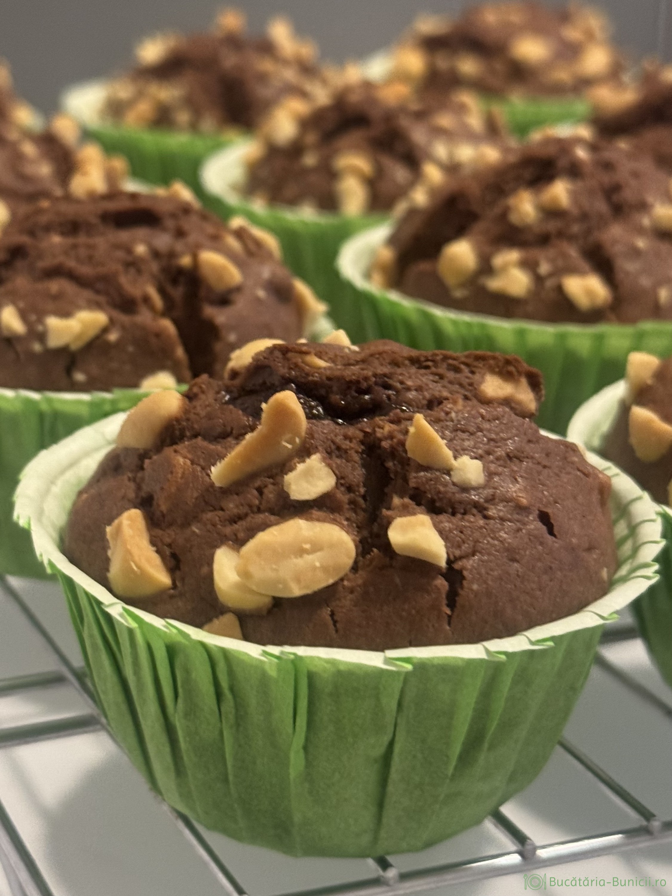 Muffins cu arahide și nutella