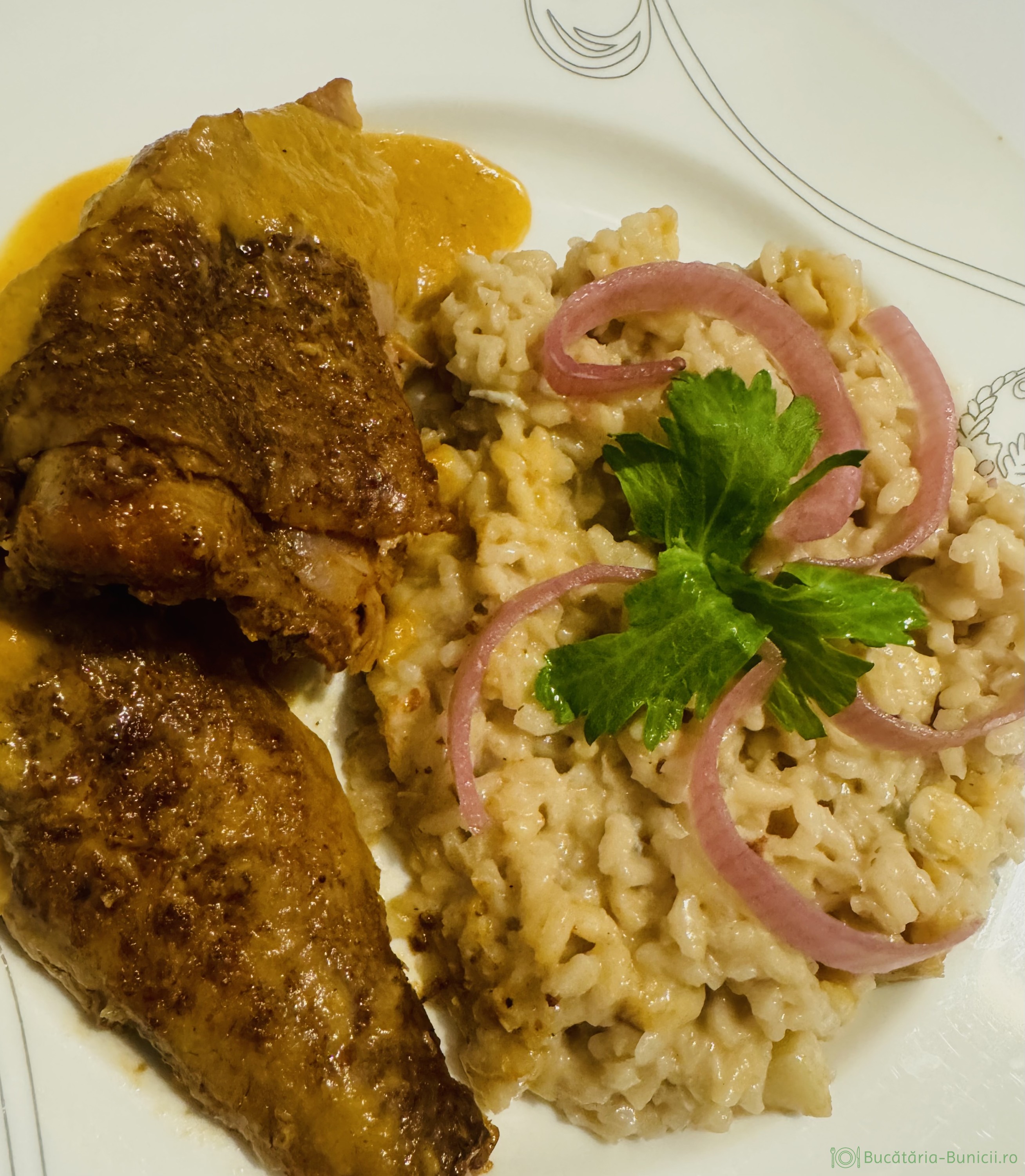 Pulpe de curcan cu legume la cuptor și risotto cu telina