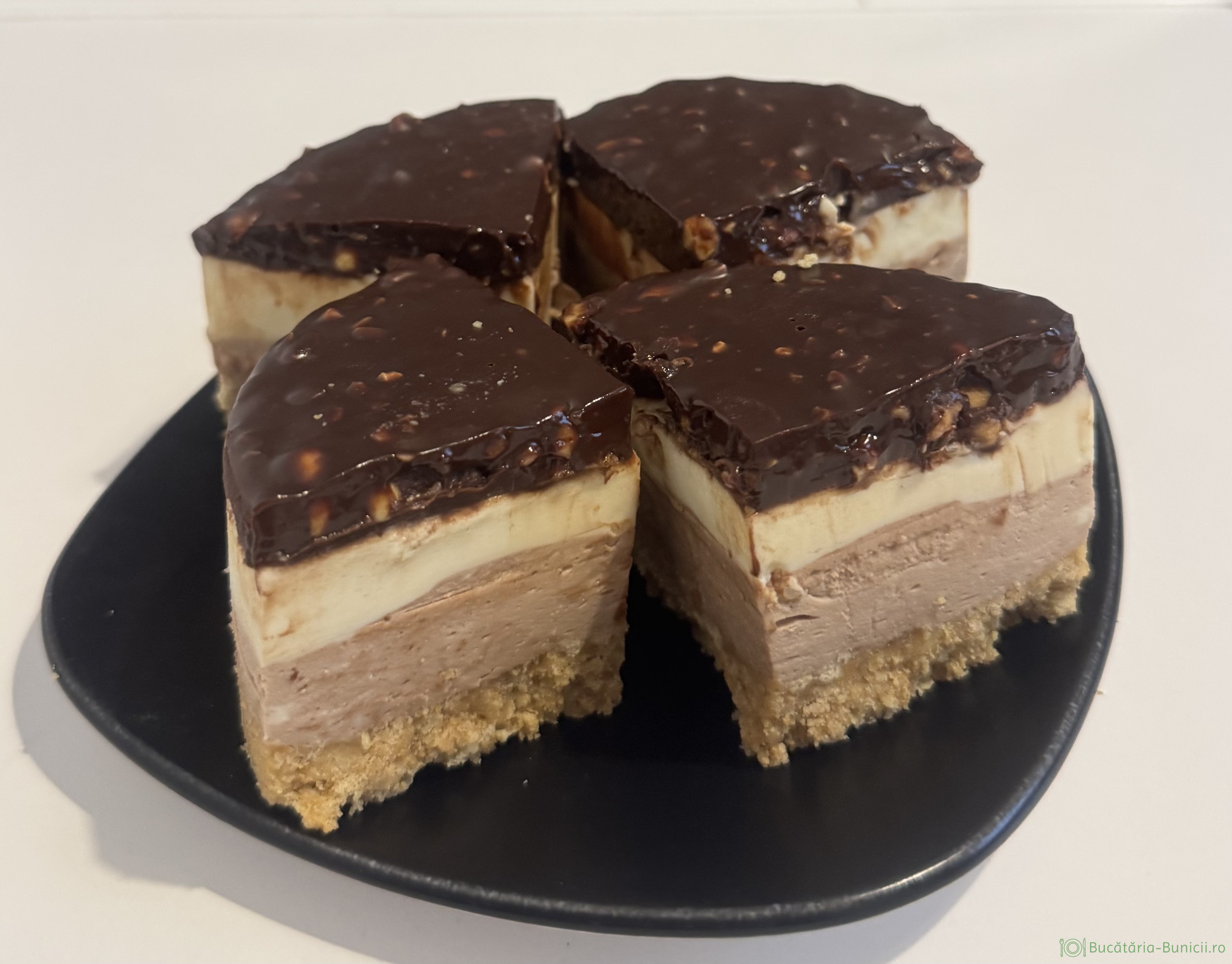 Mini cheesecake cu ciocolata